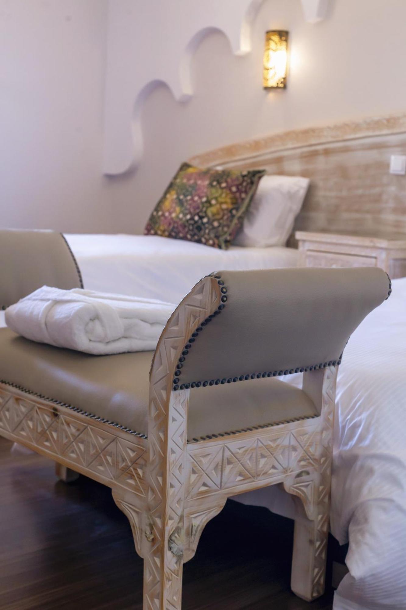 Al Karob Yoga Boutique Hotel Guia  Extérieur photo